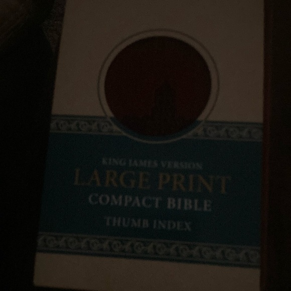 King James Holy Bible Large print gold trim - Picture 1 of 6